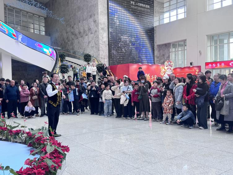 球盟会入口：春节期间全国科技馆联动开展“科技大联欢”接待观众超350万人次(图9)