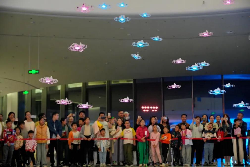 球盟会入口：春节期间全国科技馆联动开展“科技大联欢”接待观众超350万人次(图18)